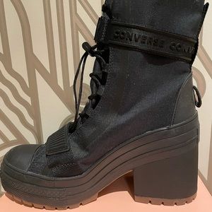 Chuck Taylor All Star GR82: Black 7.5 in Excellent Condition!!!